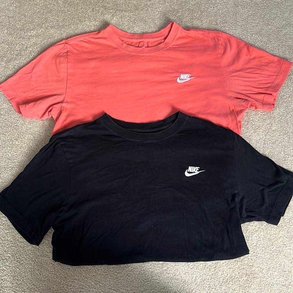 Nike tees